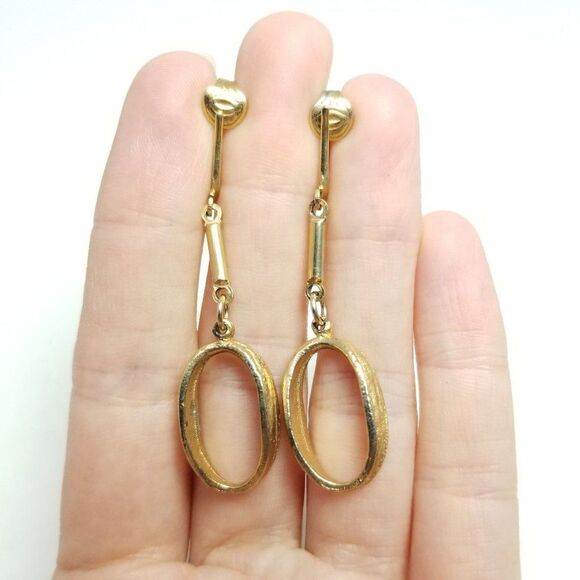 Vintage Long Dangle Clip On Earrings, Gold Tone Oval Drops, Retro Estate - Picture 5 of 5